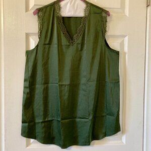 NWOT, SZ L, OLIVE GREEN, Satin Eyelash Trimmed Tank Top